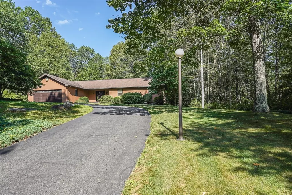 Rutland, MA 01543,165 Barre Paxton Road