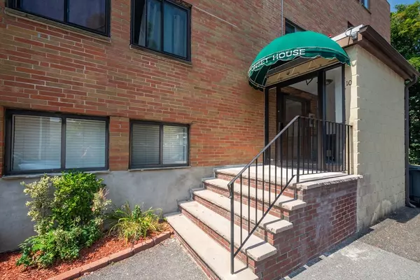 Boston, MA 02122,10 Coffey St #25
