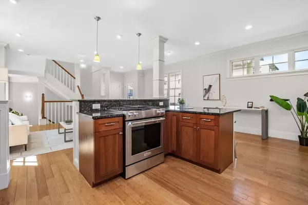 Watertown, MA 02472,18 Wilson Ave #18
