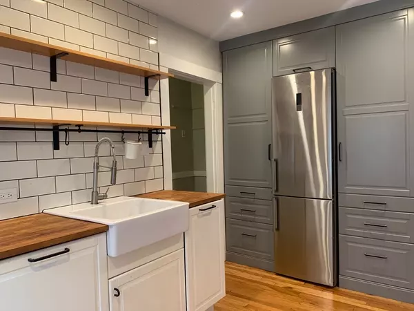 Boston, MA 02122,29 Gibson St #2L