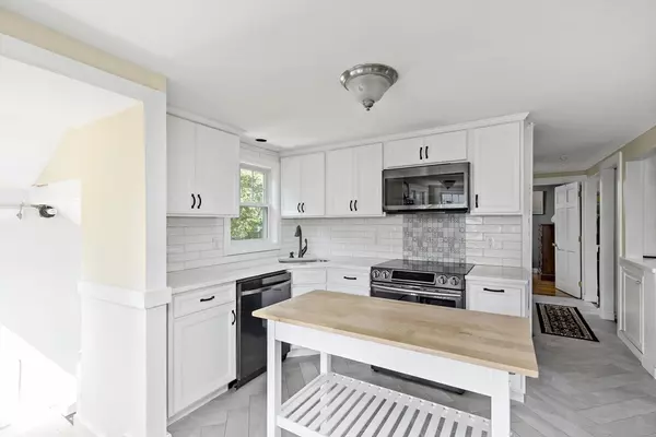 Kingston, MA 02364,58 Pembroke Street