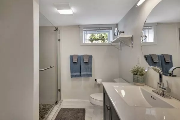 Somerville, MA 02145,79 Flint Street #A