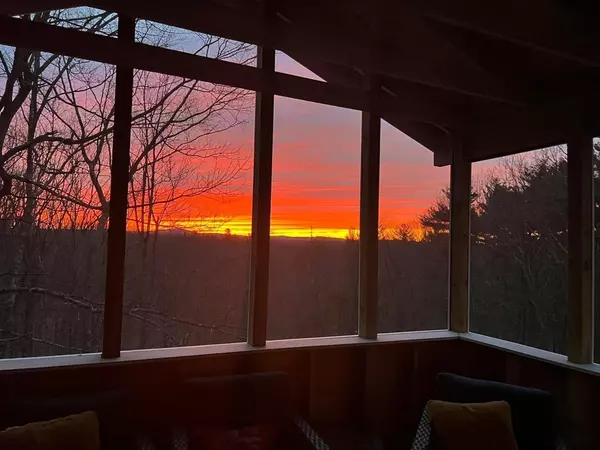 190 Vaughn Hill Rd, Bolton, MA 01740