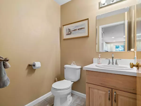 Ashland, MA 01721,76 Algonquin Trl #76