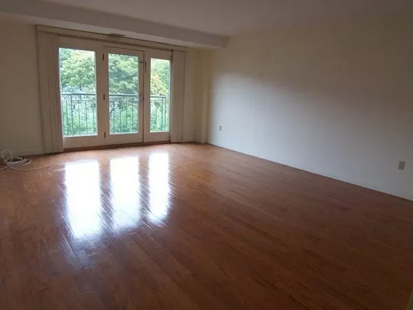 Arlington, MA 02474,1 Watermill #426