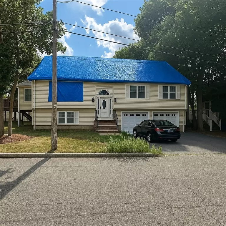 Malden, MA 02148,48 Summit St