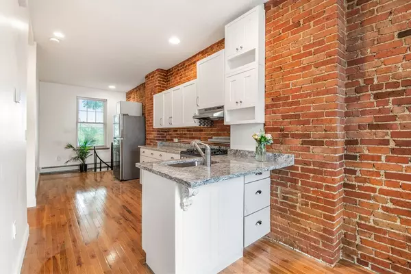Chelsea, MA 02150,31 Division #1st Floor