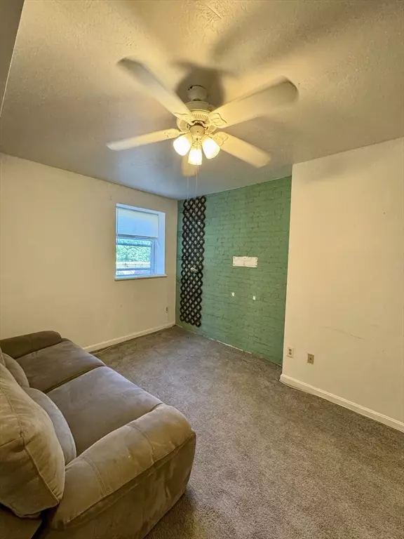 Framingham, MA 01702,31 Dennison Ave #D