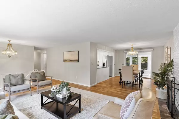 Framingham, MA 01701,1022 Pleasant St