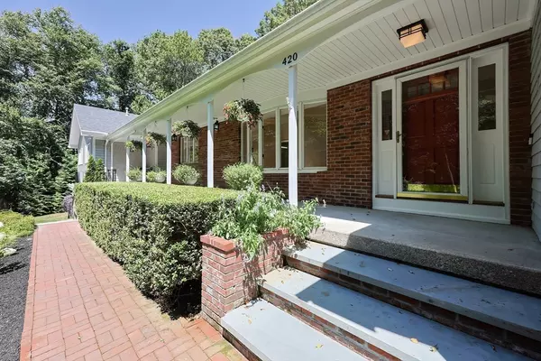 Seekonk, MA 02771,420 Chestnut St