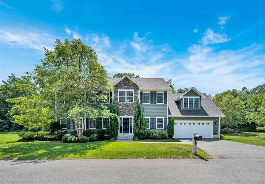 1 Yvonne Way, Peabody, MA 01960