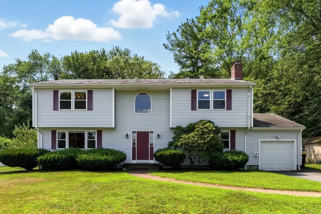 Framingham, MA 01701,33 Highgate Rd