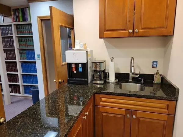 Quincy, MA 02171,339 Hancock St #3