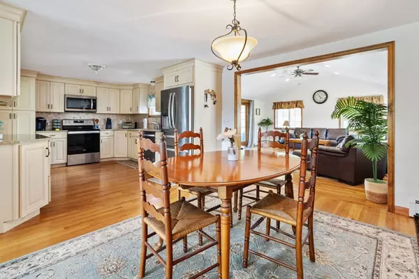 Saugus, MA 01906,44 Blueridge Ave