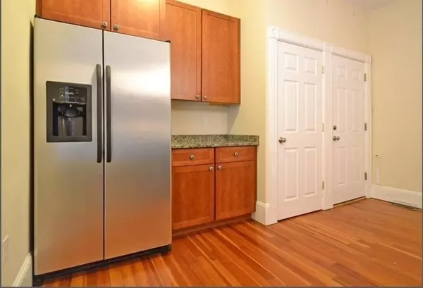 Somerville, MA 02143,65 Hudson Street #1