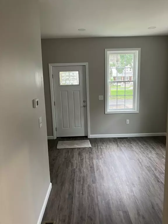 Springfield, MA 01108,43 Longfellow #43
