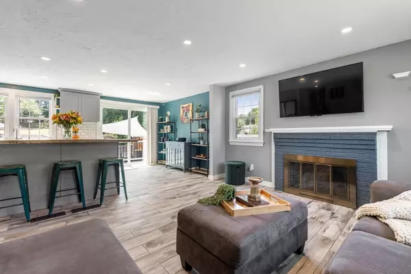 Bellingham, MA 02019,43 Arapahoe Rd
