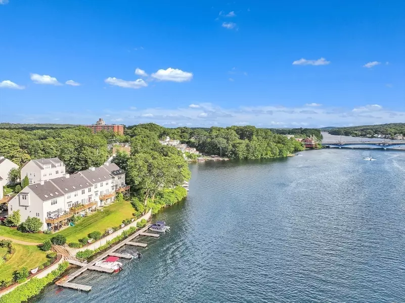 67 N Quinsigamond Ave #23, Shrewsbury, MA 01545