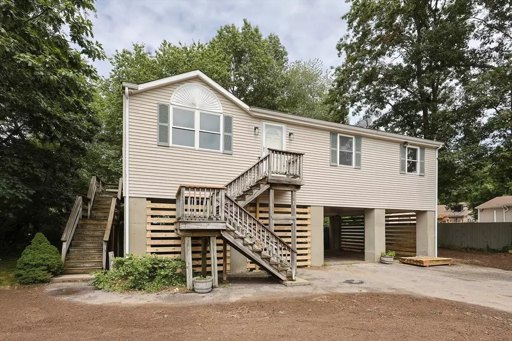 Freetown, MA 02702,5 E Public St