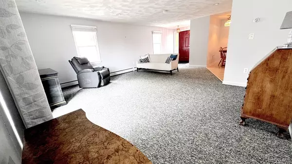 Danvers, MA 01923,22 Purchase St #0