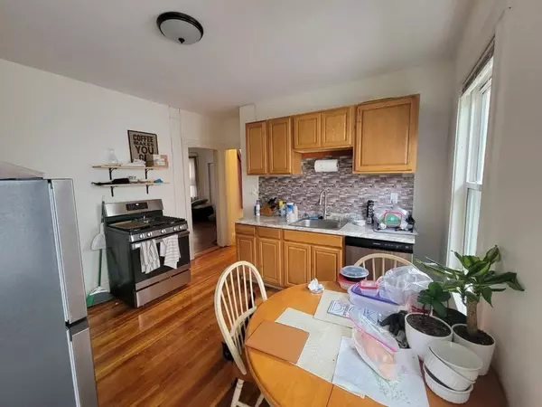 Boston, MA 02122,32 Juliette St #2