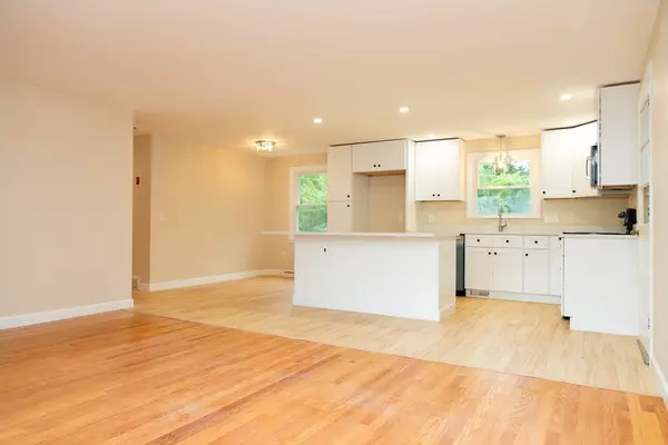 Holden, MA 01520,20 Harold Street