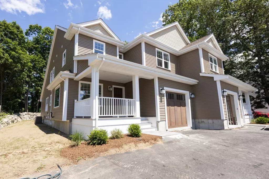 Mansfield, MA 02048,72 Court Street #A