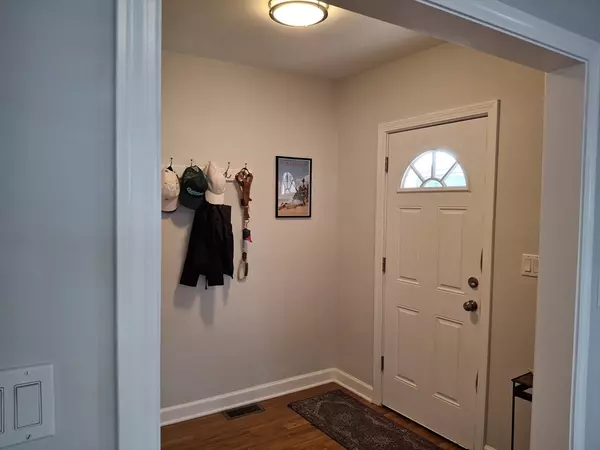 Watertown, MA 02472,49 Hersom #49