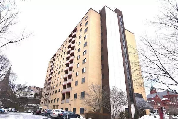 2500 Mystic Valley Pkwy #806, Medford, MA 02155