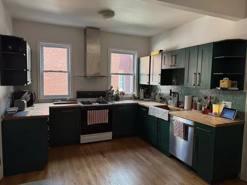 133 Columbia Street #1, Brookline, MA 02446