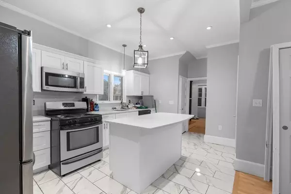 Taunton, MA 02780,58 Ashland St