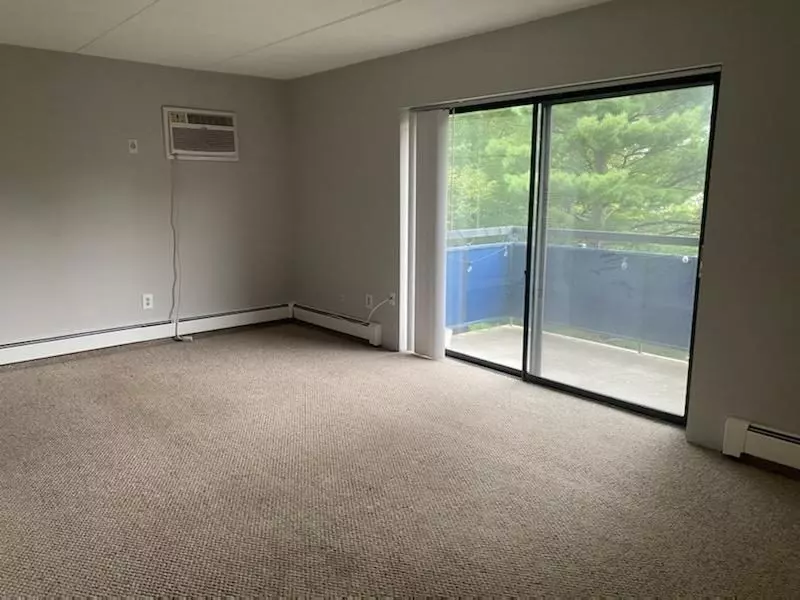 32 Whites Ave #4408, Watertown, MA 02472