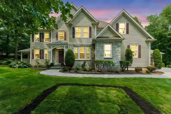 36 Columbine Road, Rehoboth, MA 02769
