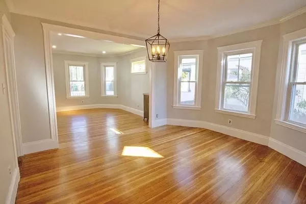 Medford, MA 02155,22 Stanley Ave #1