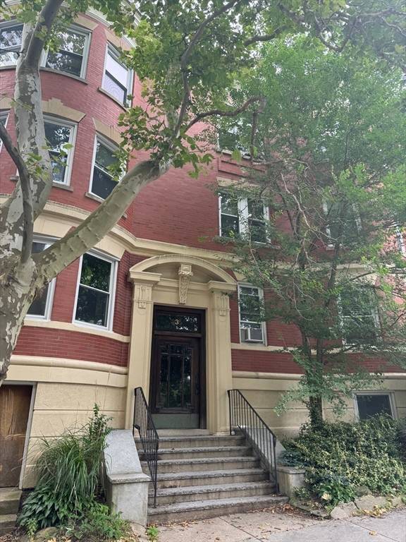 235 Rawson #3, Brookline, MA 02445