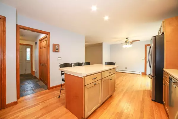 Auburn, MA 01501,38 Brook