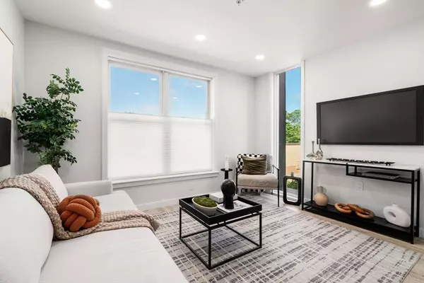Boston, MA 02131,602 Canterbury #7
