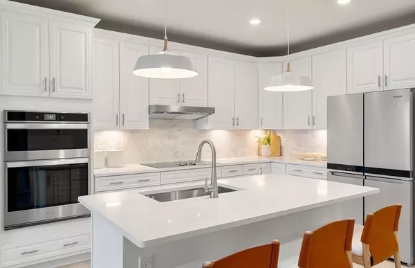 Westborough, MA 01581,2 Codman Way #411