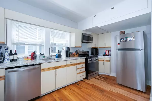 Somerville, MA 02143,287 Medford St #1