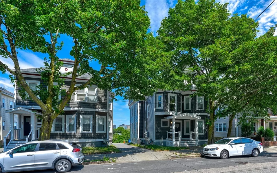 285 Medford St #1, Somerville, MA 02143