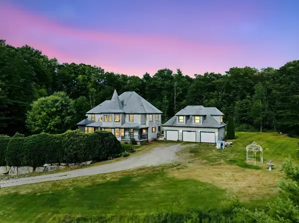 Weare, NH 03281,103 Renshaw Rd