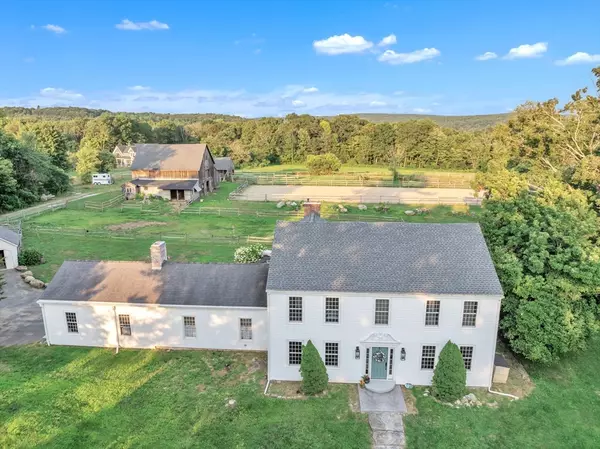 50 Tower Hill Rd, Brimfield, MA 01010