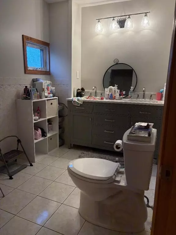 Chelsea, MA 02150,65 Jefferson Ave #1
