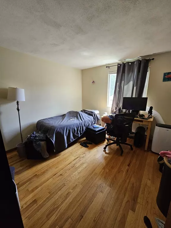 Watertown, MA 02472,126 Highland Ave #126