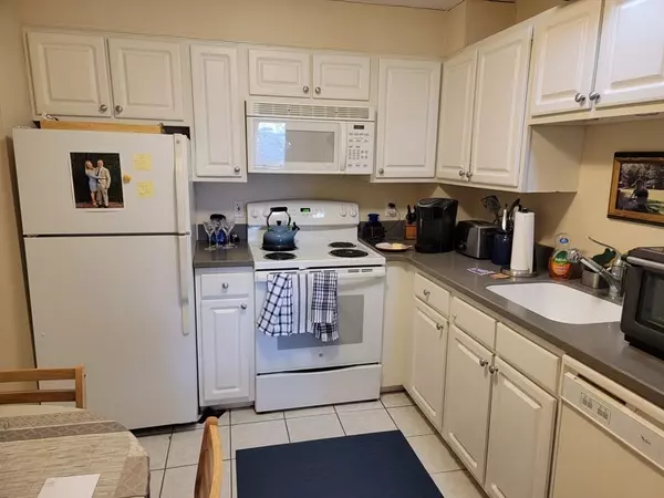 Cambridge, MA 02139,329 Harvard Street #31