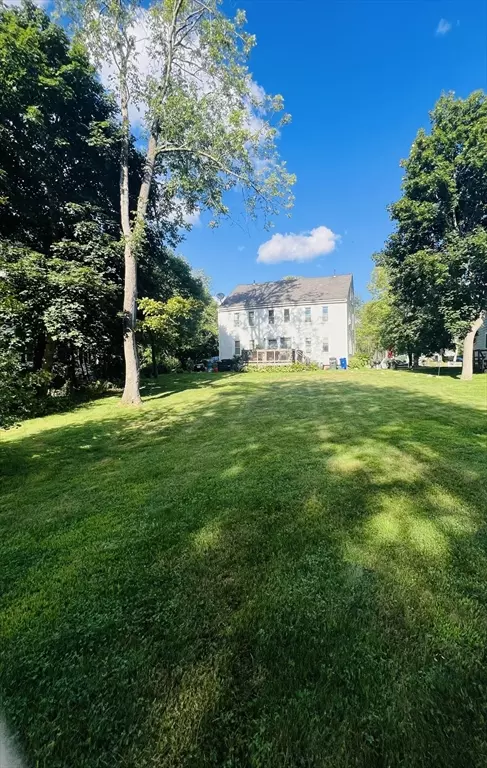 Walpole, MA 02081,65-67 Diamond St