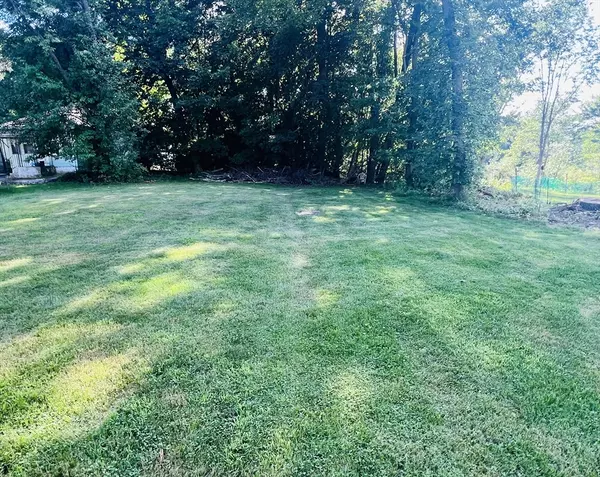 Walpole, MA 02081,65-67 Diamond St