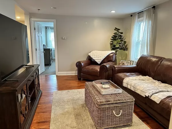 Westborough, MA 01581,13 Spring St #1