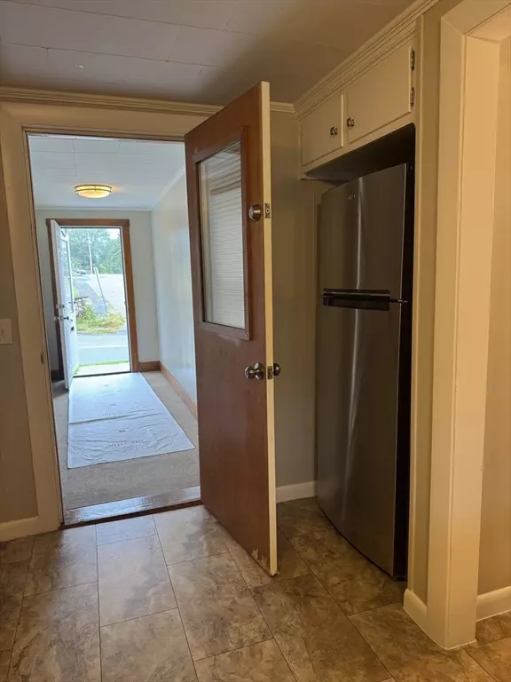 Methuen, MA 01844,40-44 Forest St #1