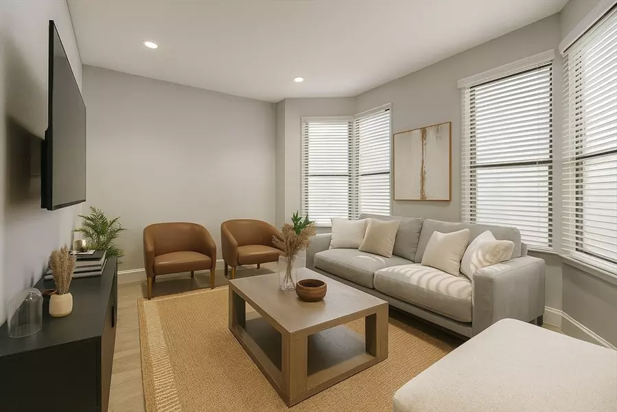 18 Creighton St #1, Boston, MA 02130